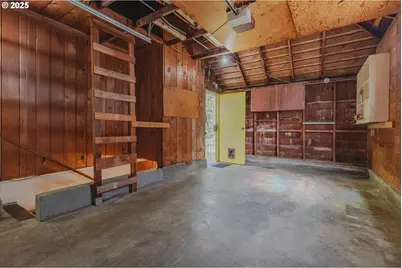 8040 SW Capitol Hill Rd, Portland, OR 97219 - Photo 19