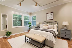 8040 SW Capitol Hill Rd, Portland, OR 97219 - Photo 9