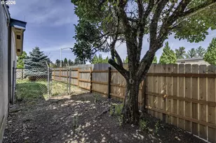 1949 SE Palmquist Rd, Gresham, OR 97080 - Photo 29