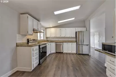 1949 SE Palmquist Rd #64, Gresham, OR 97080 - Photo 11
