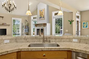 9129 SW W Haven Dr, Portland, OR 97225 - Photo 23
