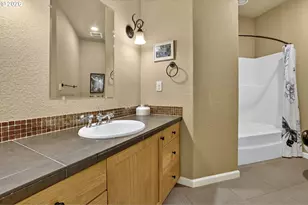 9129 SW W Haven Dr, Portland, OR 97225 - Photo 33