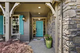 9129 SW W Haven Dr, Portland, OR 97225 - Photo 3