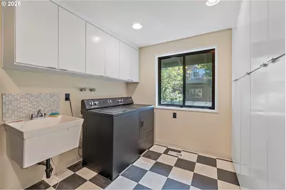 4110 SW Jerald Ct, Portland, OR 97221 - Photo 27