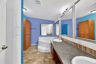 14955 S Blue Vista Dr, Oregon City, OR 97045 - Photo 19