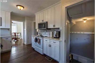 1825 4th St, Salem, OR 97301 - Photo 17