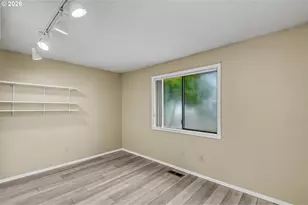 15646 NE Tillamook St, Portland, OR 97230 - Photo 23