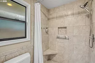 15646 NE Tillamook St, Portland, OR 97230 - Photo 21