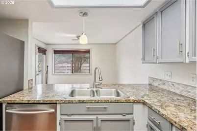 12316 SE 104th Ct, Happy Valley, OR 97086 - Photo 11