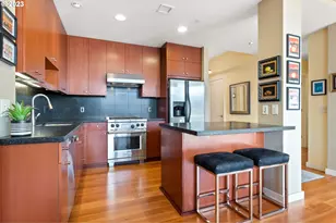 1025 NW Couch St, Portland, OR 97209 - Photo 5