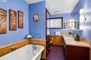 2536 Wood Ave, Eugene, OR 97402 - Photo 15