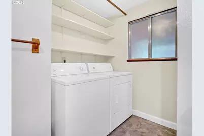 1870 Hemlock St, West Linn, OR 97068 - Photo 25