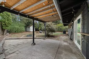 12445 NE Hassalo St, Portland, OR 97230 - Photo 25