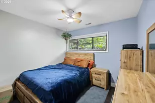 12445 NE Hassalo St, Portland, OR 97230 - Photo 17