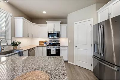 1911 S 59th St, Springfield, OR 97478 - Photo 17
