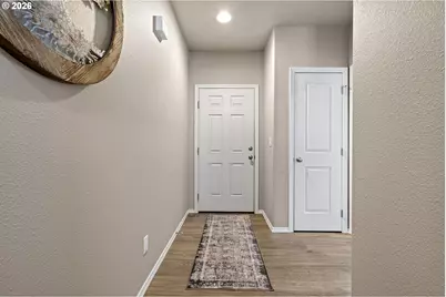 1911 S 59th St, Springfield, OR 97478 - Photo 5