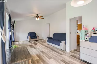 604 SW 2nd Ct, Battle Ground, WA 98604 - Photo 9