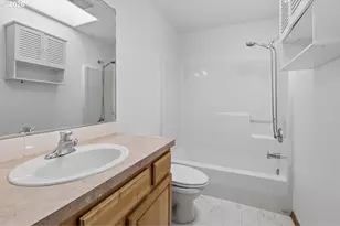 319 Berkley Ave, Molalla, OR 97038 - Photo 15