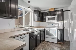 319 Berkley Ave, Molalla, OR 97038 - Photo 7