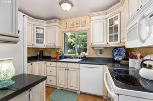 4300 Pacific Way, Longview, WA 98632 - Photo 11