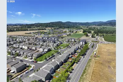 1941 NW Haun Dr, McMinnville, OR 97128 - Photo 25