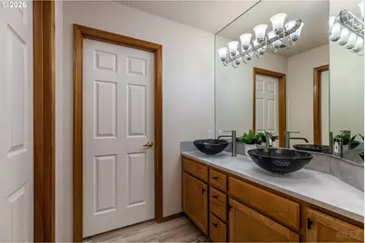 114 Madrona Ct, Saint Helens, OR 97051 - Photo 17