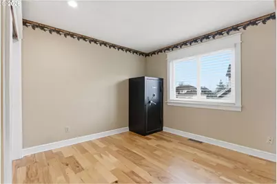 15975 SW Hampshire Ter, Portland, OR 97224 - Photo 25
