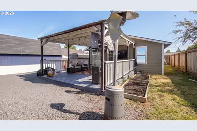 328 9th Ave, Sweet Home, OR 97386 - Photo 27