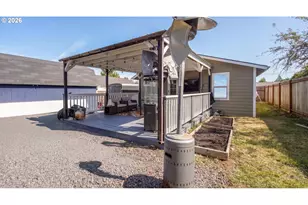 328 9th Ave, Sweet Home, OR 97386 - Photo 27