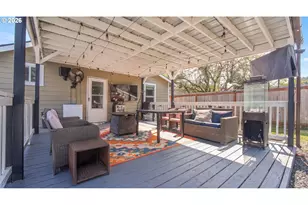 328 9th Ave, Sweet Home, OR 97386 - Photo 19
