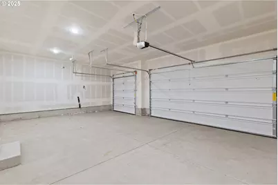 3075 Olympic St #35, Woodburn, OR 97071 - Photo 33