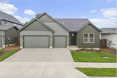 3075 Olympic St #35, Woodburn, OR 97071 - Photo 1