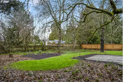 301 NE 65th Ave, Portland, OR 97213 - Photo 43