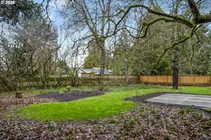 301 NE 65th Ave, Portland, OR 97213 - Photo 43