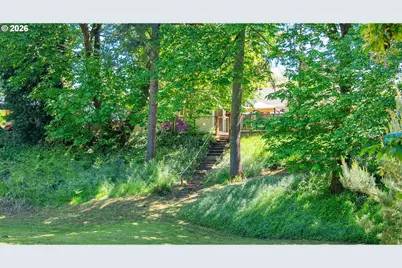 322 W Hickory St, Roseburg, OR 97471 - Photo 33