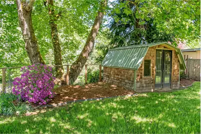 322 W Hickory St, Roseburg, OR 97471 - Photo 27