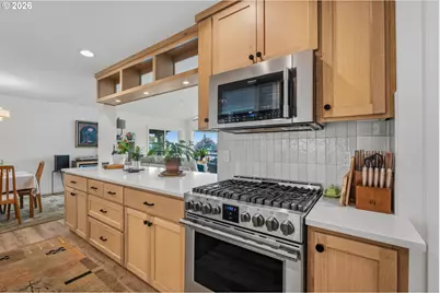 2418 Saddle Ct, West Linn, OR 97068 - Photo 11