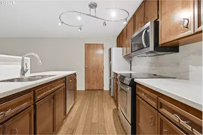 17 Westbrook Way, Eugene, OR 97405 - Photo 9