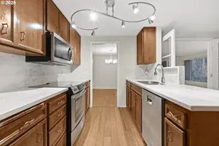 17 Westbrook Way, Eugene, OR 97405 - Photo 7