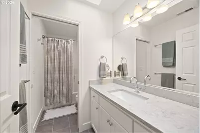 8125 SW Kingfisher Way, Portland, OR 97224 - Photo 37