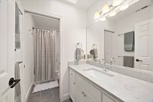 8125 SW Kingfisher Way, Portland, OR 97224 - Photo 37