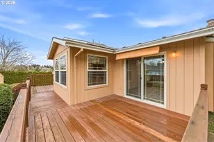 419 SW Day Ct, Gresham, OR 97080 - Photo 31