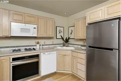 1941 SW Market Street Dr, Portland, OR 97201 - Photo 19