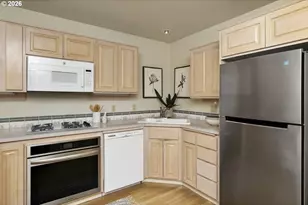 1941 SW Market St Dr, Portland, OR 97201 - Photo 19