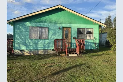 684 E 10th St, Coquille, OR 97423 - Photo 29