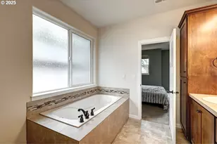 17647 Hardenbrook Ave, Sandy, OR 97055 - Photo 19