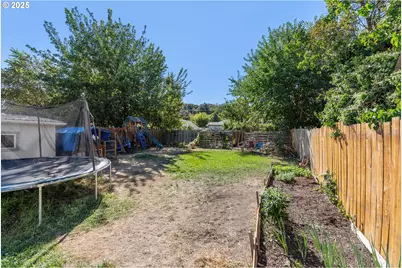 1508 E 12th St, The Dalles, OR 97058 - Photo 27