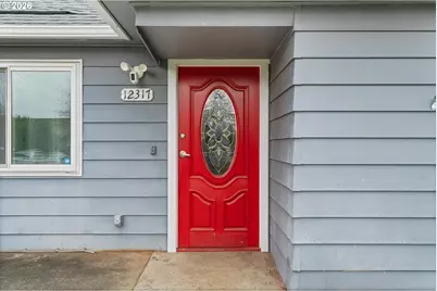 12317 SE Tibbetts St, Portland, OR 97236 - Photo 3