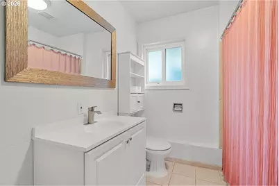 12317 SE Tibbetts St, Portland, OR 97236 - Photo 23