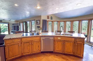 44130 Santiam Hwy, Foster, OR 97345 - Photo 9